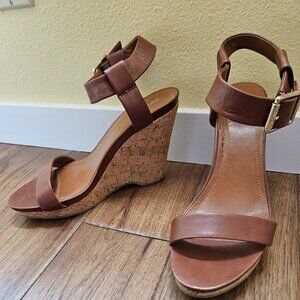 Sz 10 wedge sandal